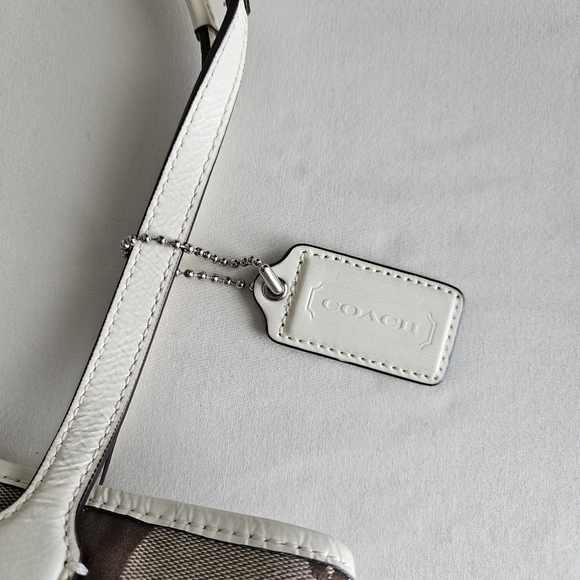 Coach Signature Brown and Cream Tote‎ Bag - Picture 8 of 14